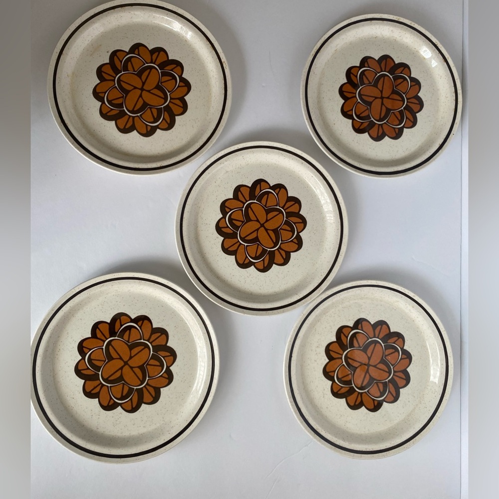 Arklow vintage set of 5 -  7.25 inch plates floral geometric pattern Ireland